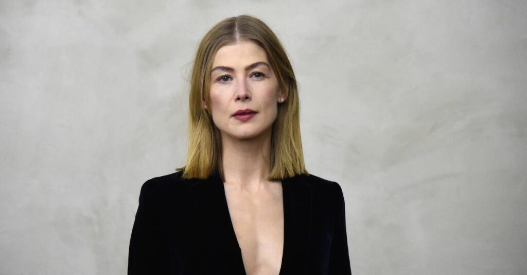 Who Is Rosamund Pike_